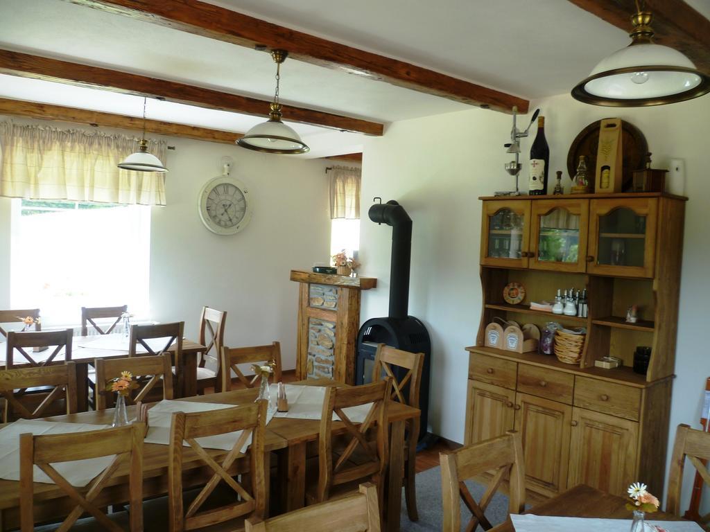 Na Planyrce Hotel Paseky nad Jizerou Buitenkant foto
